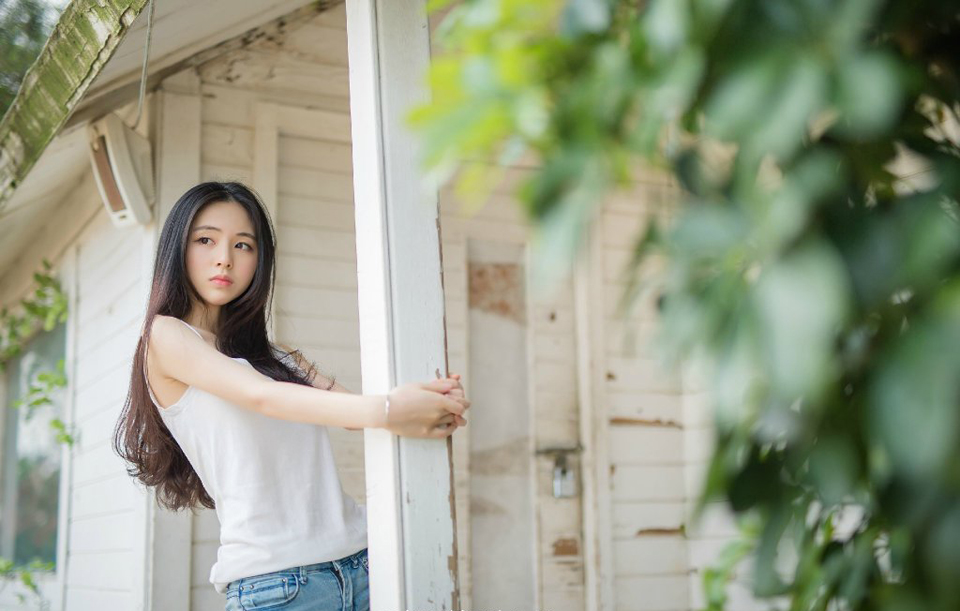 法正也不多做解释，拍了拍手道：“将你们当日对话，再说一遍。”